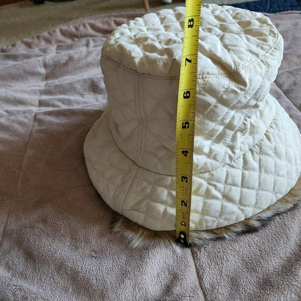 Liz Claiborne Quilted Faux Fur Trimmed Bucket Hat Cream color Festivals Boho - Picture 8 of 8